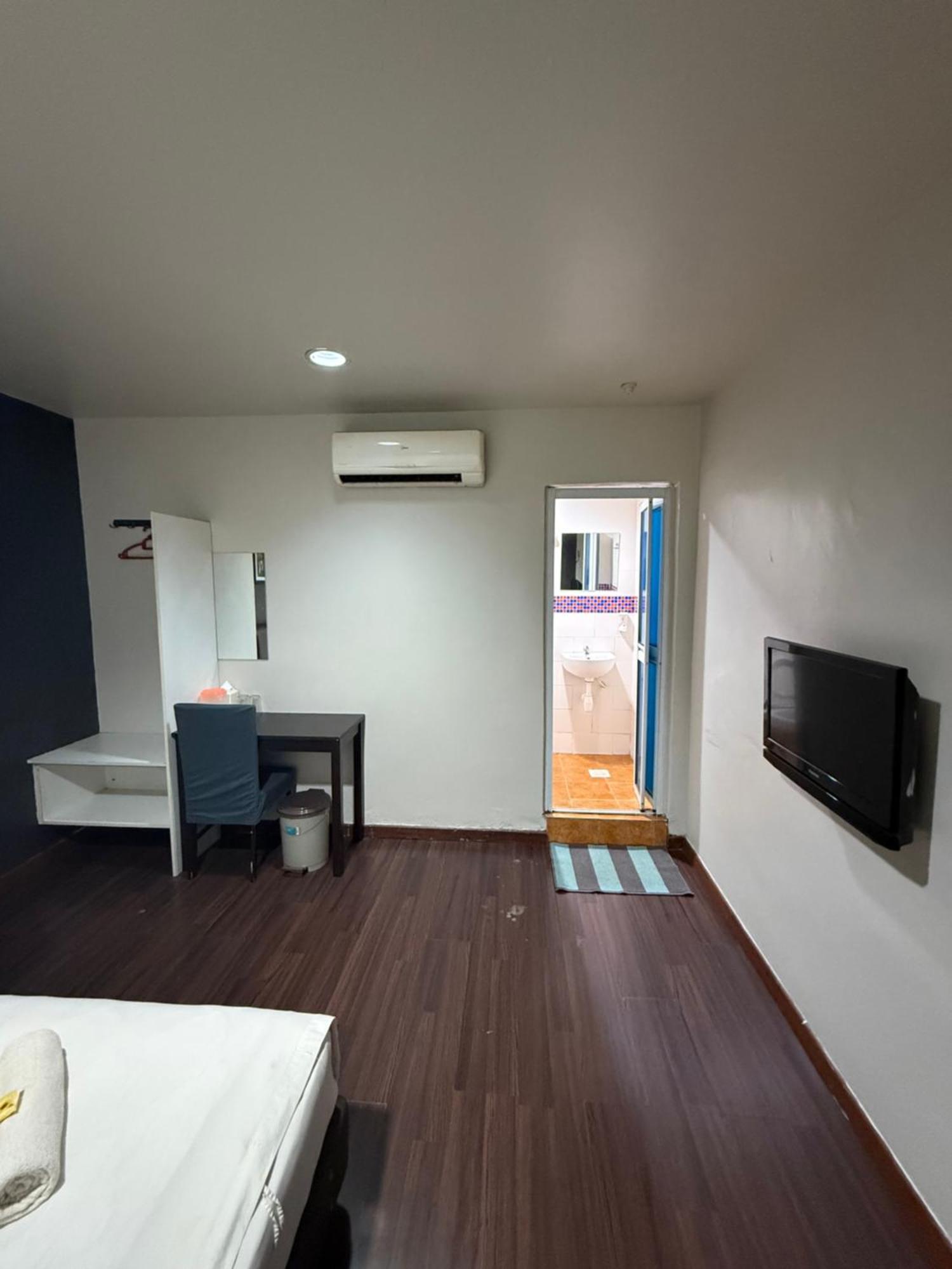 1St Living Subang Hotel Subang Jaya Ngoại thất bức ảnh